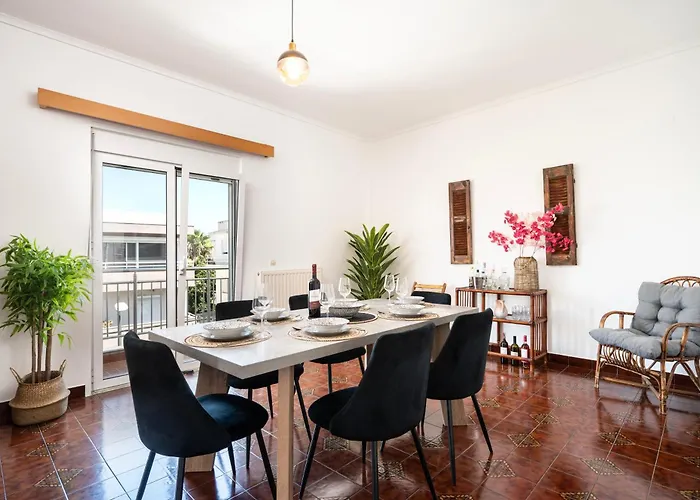 Massive 4br Retro - 3 Min Walk To Κως Πόλη