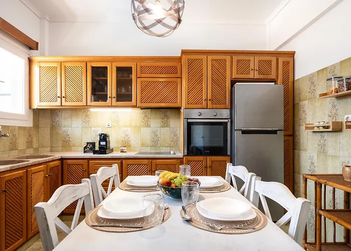 Massive 4br Retro - 3 Min Walk To Διαμέρισμα *